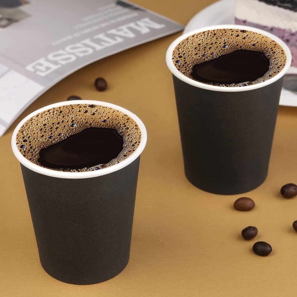 Kaffeebecher schwarz